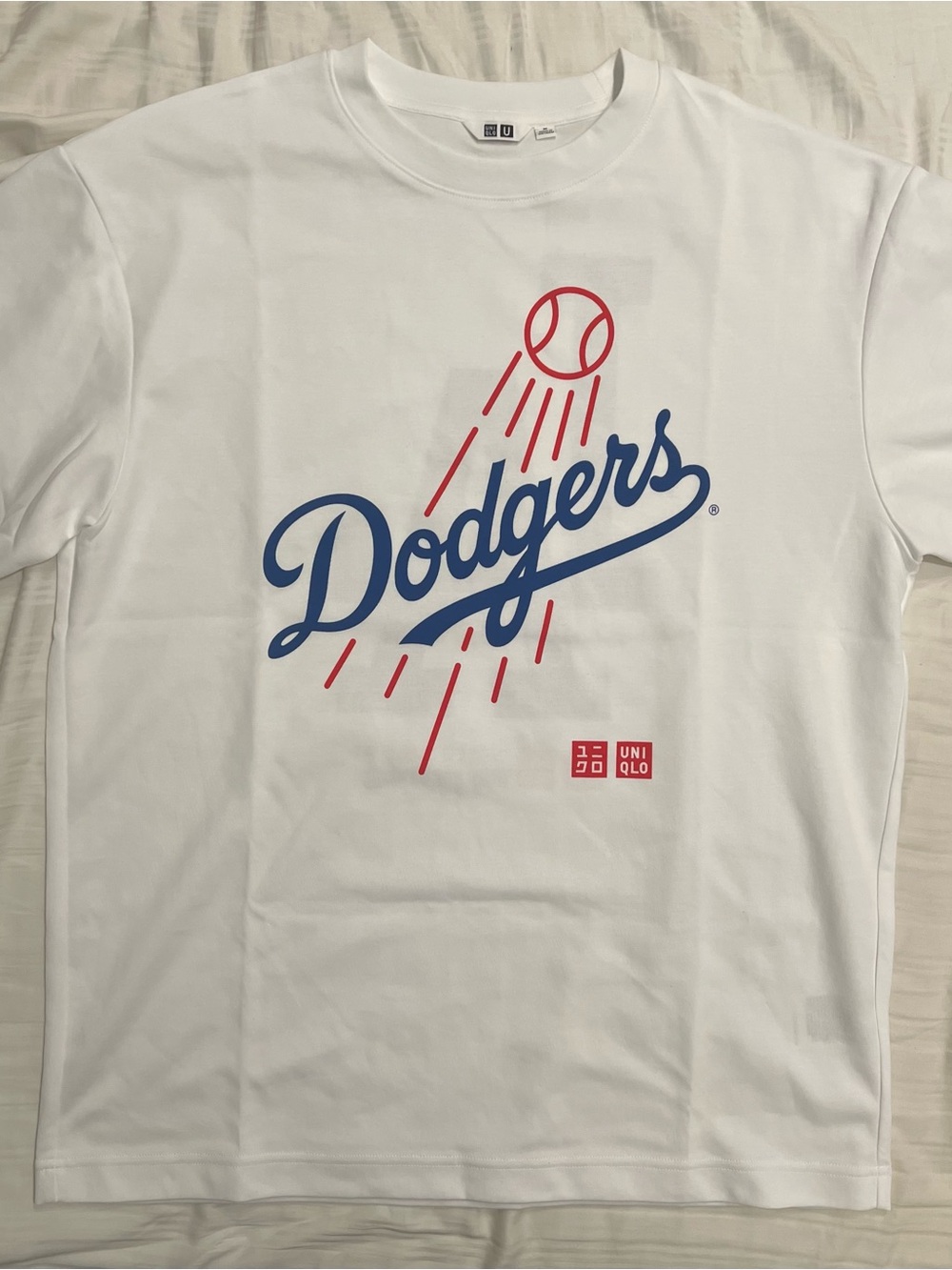 Uniqlo x LA Dodgers Commemorative T-Shirt - Picture 2 of 6